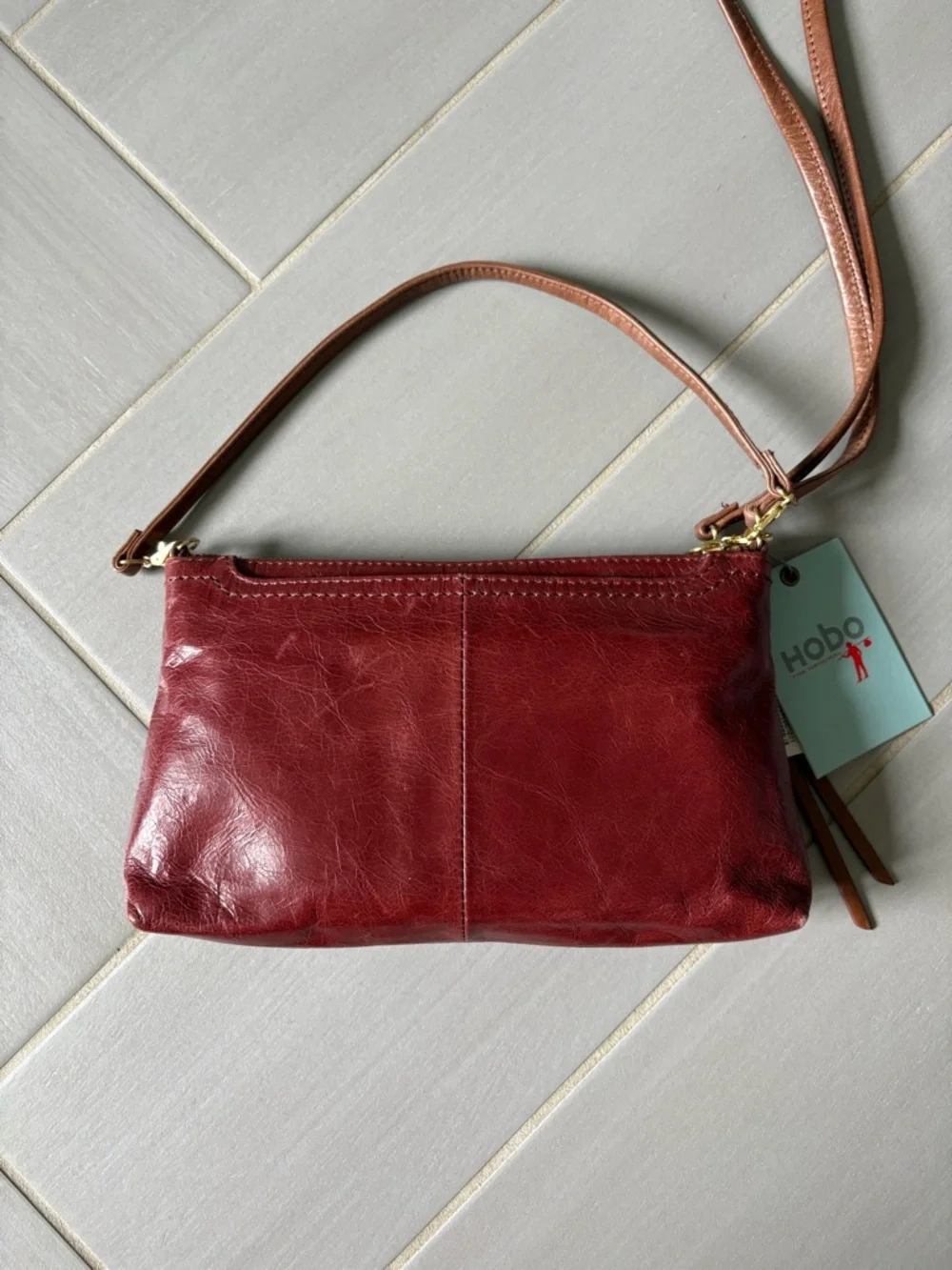 HOBO Darcy Crossbody Polished Leather | Crossbody and Shoulder Bag